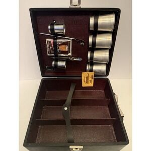 Vintage Londonaire Travel Bar w Key  Pub 2 Shot Glass 4 Cups Holds 3 Bottles